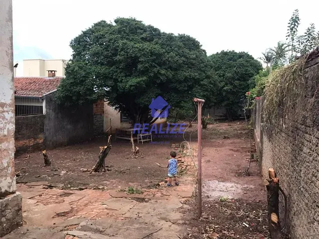 Terreno com 505m², à venda, no bairro Centro em Botucatu