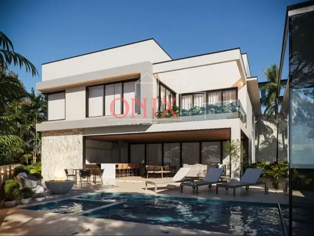Terreno com 639m², à venda, no bairro Jardim São Pedro em Mogi das Cruzes