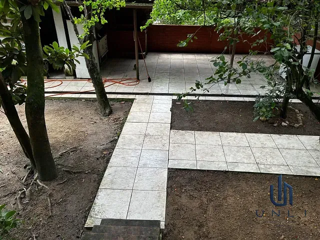 Terreno com 360m², à venda, no bairro Jardim Amália em Volta Redonda