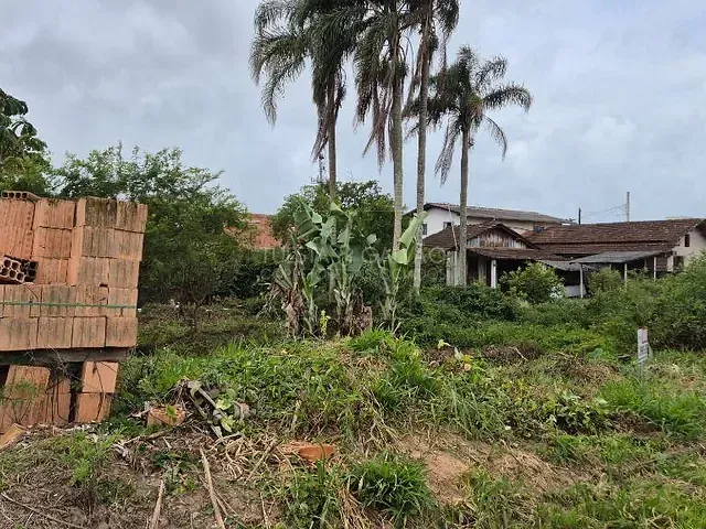 Terreno com 322m², à venda, no bairro Itajuba em Barra Velha