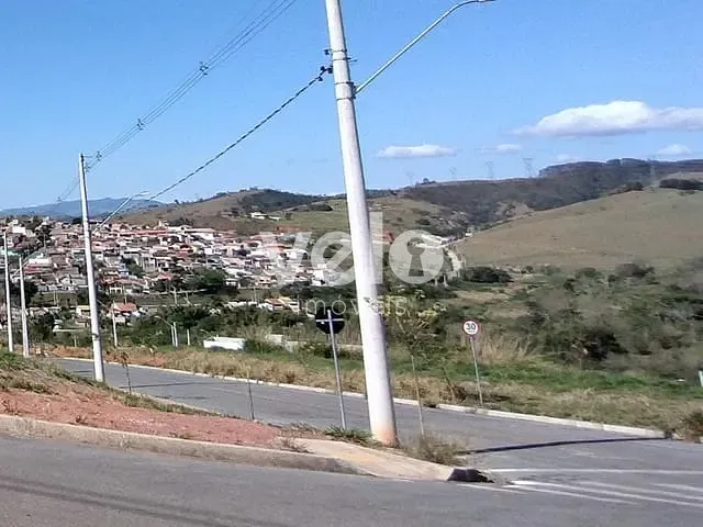 Terreno com 472m², à venda, no bairro Cataguá em Taubaté