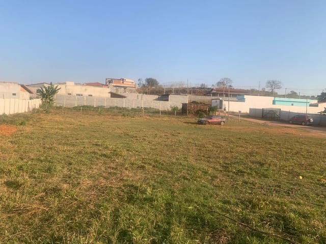 Terreno com 1250m², à venda, no bairro Vazes em Cambuí