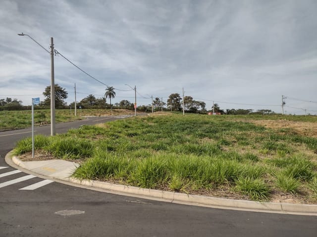 Terreno com 257m², à venda, no bairro Portal da Aliança 2 em São João da Boa Vista