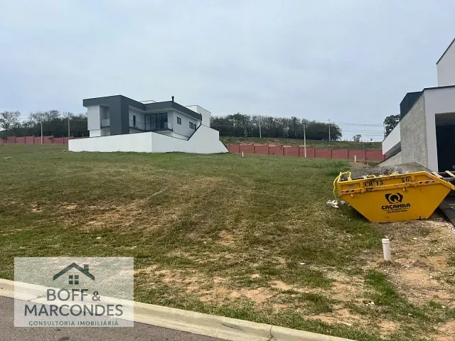 Terreno com 380m², à venda, no bairro IVA em Itupeva