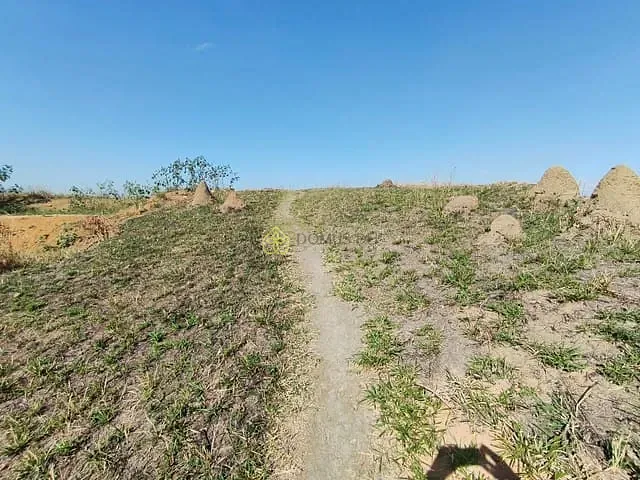 Terreno com 598m², à venda, no bairro Vila Orlandelia em Barra Mansa