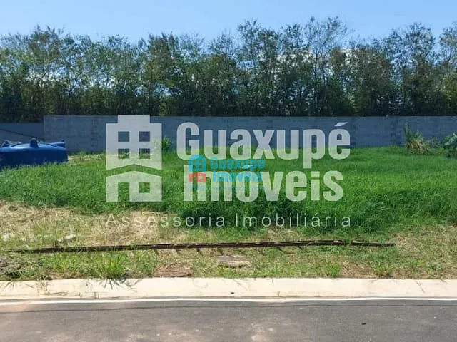 Terreno com 371m², à venda, no bairro Bourbon Residencial em GUAXUPÉ