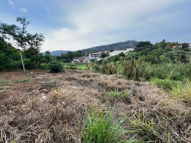 Terreno com 1205m², à venda, no bairro Jardim Celeste em Santana de Parnaíba