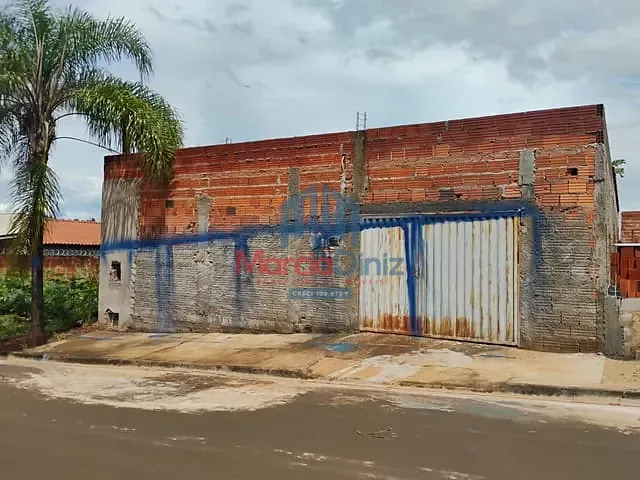 Terreno com 220m², à venda, no bairro Carminha Sandoval em Ituverava
