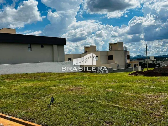 Terreno com 266m², à venda, no bairro Jardins Parma em Senador Canedo