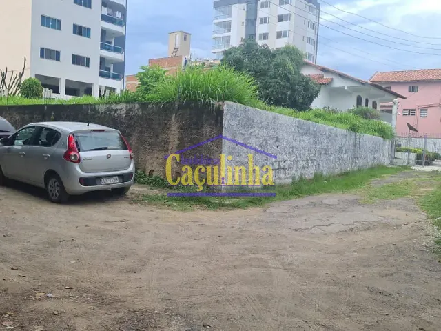 Terreno com 640m², à venda, no bairro Centro em Barra do Piraí