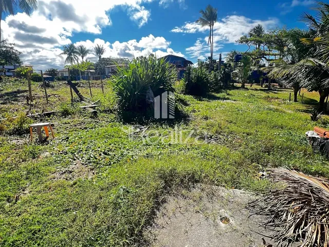 Terreno com 360m², à venda, no bairro Pontal em Ilhéus