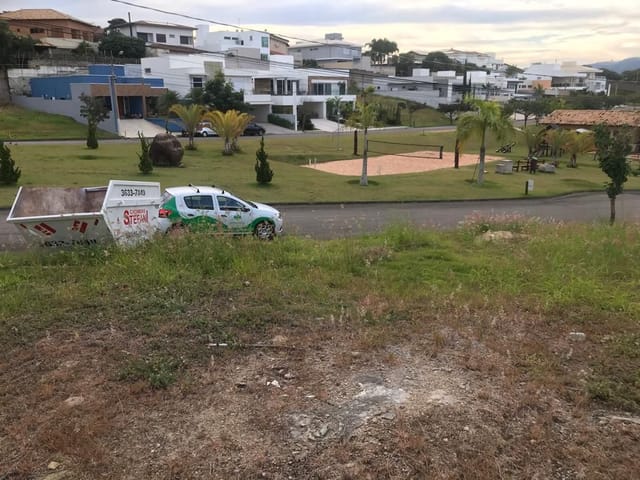 Terreno com 360m², à venda, no bairro Jardim Recanto do Bosque em São João da Boa Vista