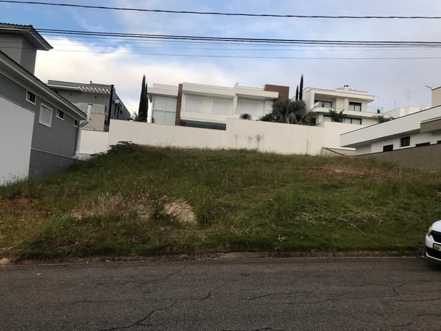 Terreno com 360m², à venda, no bairro Jardim Recanto do Bosque em São João da Boa Vista