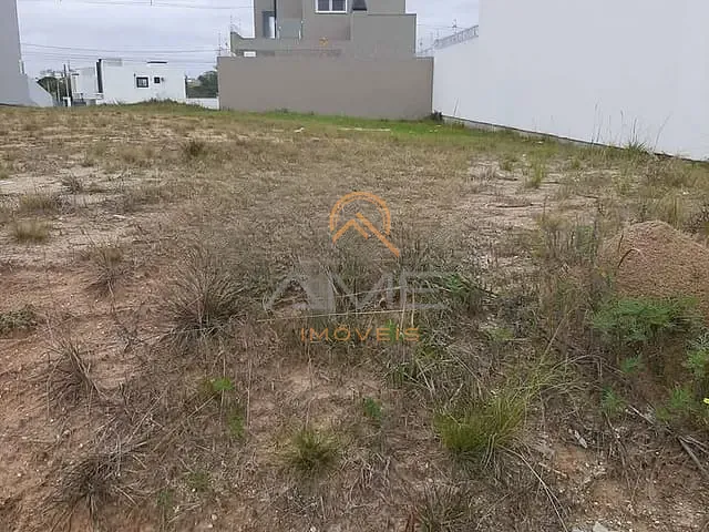Terreno com 182m², à venda, no bairro Três Vendas em Pelotas