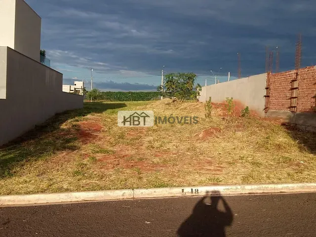 Terreno com 300m², à venda, no bairro Piratininga- SP em Piratininga