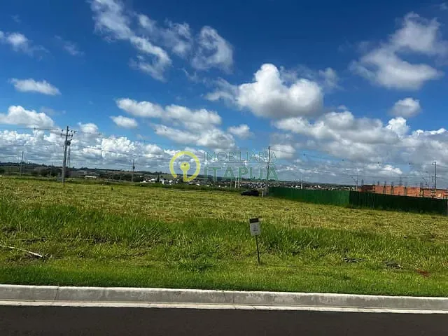 Terreno com 318m², à venda, no bairro Gleba Simon Frazer em Londrina