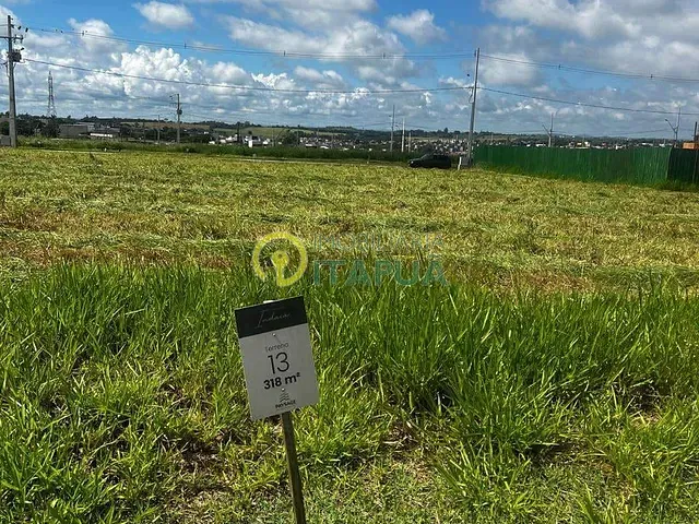 Terreno com 318m², à venda, no bairro Gleba Simon Frazer em Londrina