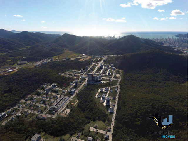 Terreno com 300m², à venda, no bairro Várzea do Ranchinho (Monte Alegre) em Camboriú
