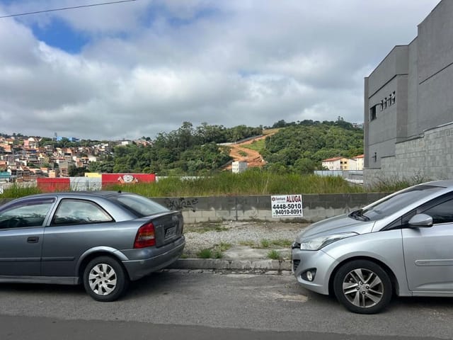 Terreno com 324m², para alugar, no bairro Portais (Polvilho) em Cajamar