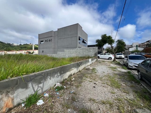 Terreno com 324m², para alugar, no bairro Portais (Polvilho) em Cajamar