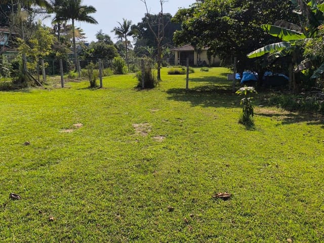 Terreno com 735m², para alugar, no bairro Vargem Grande em Florianópolis