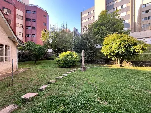 Terreno com 1m², à venda, no bairro Centro Cívico em Curitiba