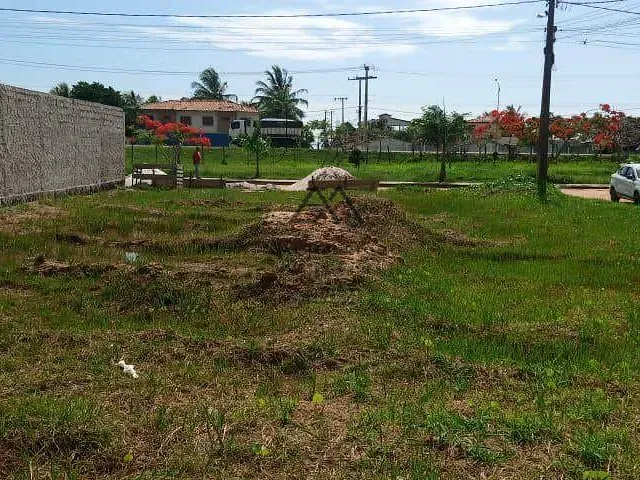 Terreno com 450m², à venda, no bairro Olivença em Ilhéus