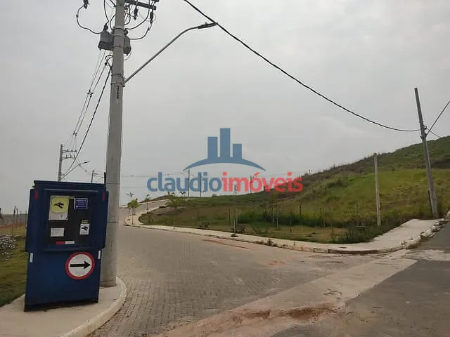 Terreno à venda, no bairro Jardim Belvedere em Volta Redonda