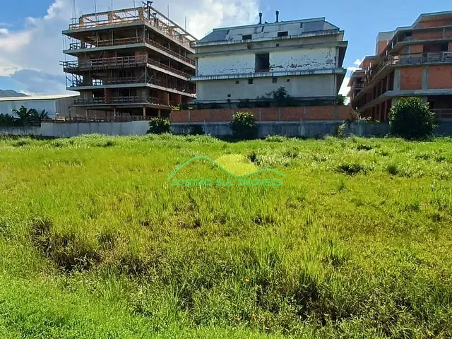 Terreno com 387m², à venda, no bairro Campeche em Florianópolis