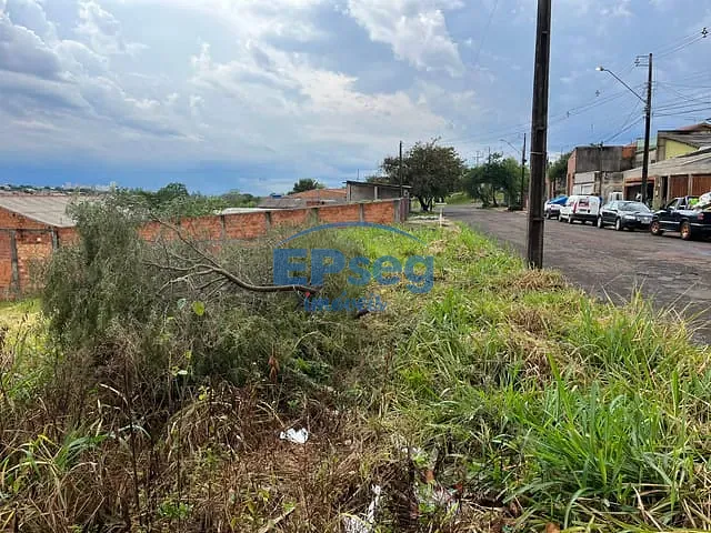 Terreno com 300m², à venda, no bairro Olímpico em Londrina