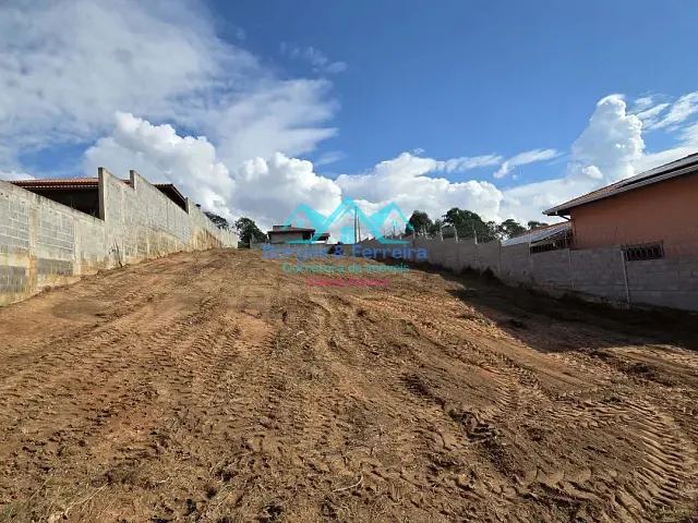 Terreno com 1000m², à venda, no bairro Sinindú em Mairinque