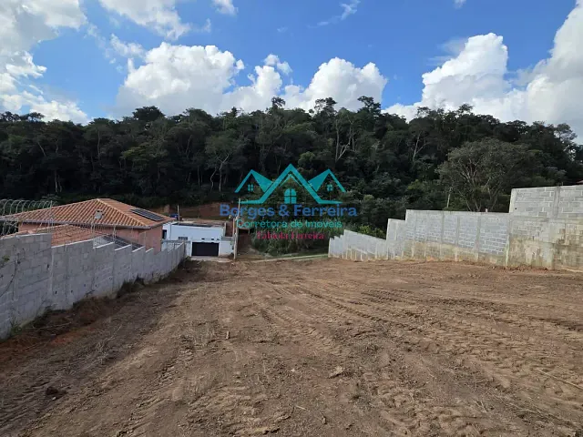 Terreno com 1000m², à venda, no bairro Sinindú em Mairinque