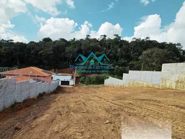 Terreno com 1000m², à venda, no bairro Sinindú em Mairinque