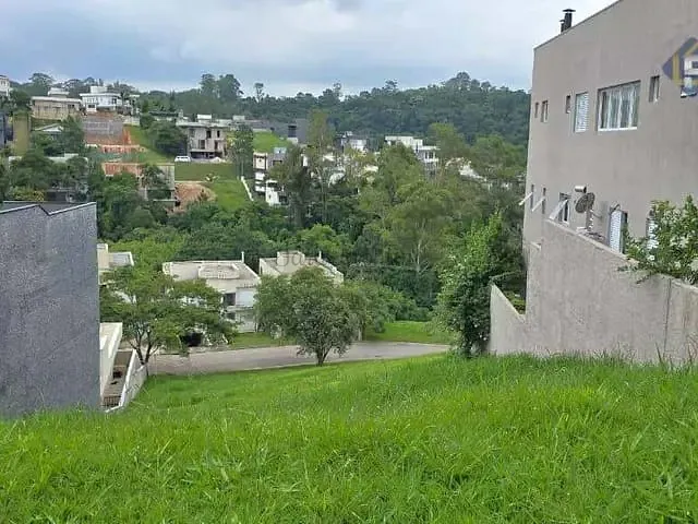 Terreno com 500m², à venda, no bairro Jardim Caiapiá em Cotia