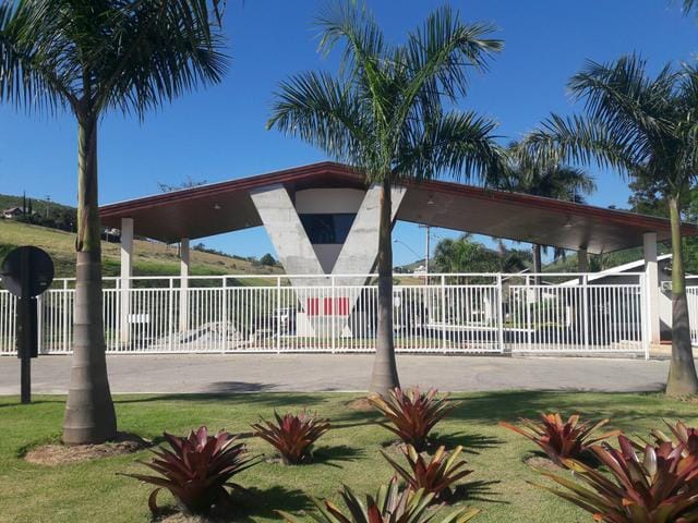 Foto do Terreno - Terreno residencial à venda, Village Parahybuna-Paraibuna- | INDEPENDENCE NEGOCIOS IMOBILIARIOS LTDA