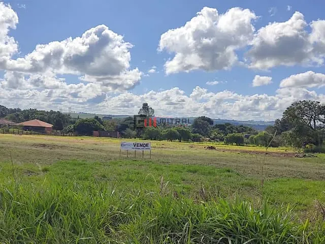 Terreno com 15998m², à venda, no bairro Conjunto Vivi Xavier em Londrina