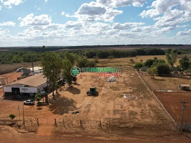 Terreno com 7500m², à venda, no bairro Setor Industrial em Canarana