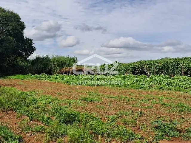 Terreno com 1800m², à venda, no bairro Chácaras São José em Franco da Rocha