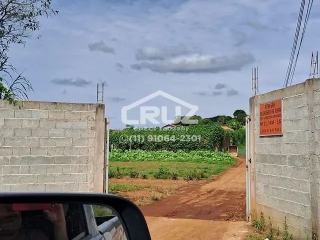 Terreno com 1800m², à venda, no bairro Chácaras São José em Franco da Rocha
