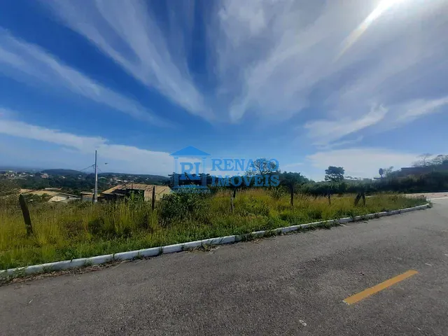 Terreno com 360m², à venda, no bairro Jacaroá em Maricá