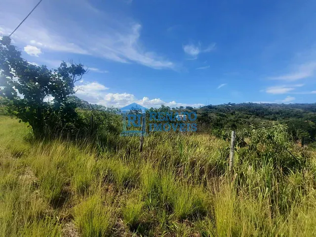 Terreno com 360m², à venda, no bairro Jacaroá em Maricá