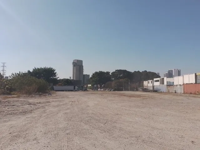 Terreno com 8945m², à venda ou para alugar, no bairro Parque Jaçatuba em Santo André