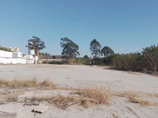 Terreno com 8945m², à venda ou para alugar, no bairro Parque Jaçatuba em Santo André