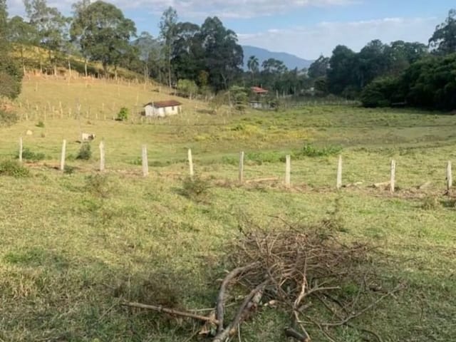 Terreno com 6071m², à venda, no bairro Ponte Nova em Extrema