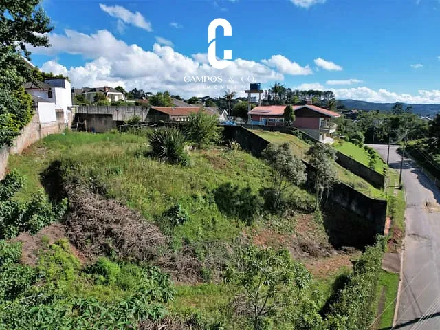 Terreno com 1110m², à venda, no bairro Colinas do Capivari em Campos Do Jordão