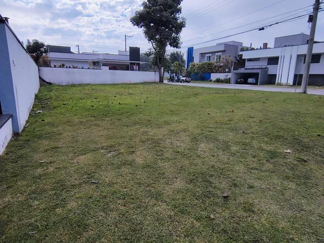 Terreno com 358m², à venda, no bairro Botujuru em Mogi das Cruzes