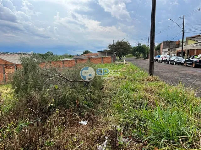 Terreno com 600m², à venda, no bairro Olímpico em Londrina