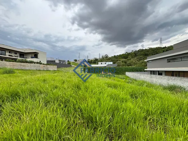 Terreno com 860m², à venda, no bairro Condomínio Campo de Toscana em Vinhedo