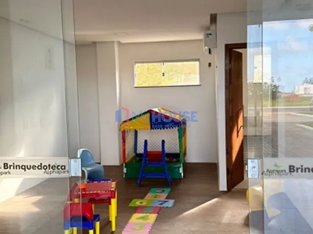 Terreno com 450m², à venda, no bairro rodovia Ilheus - Olivença em Ilhéus