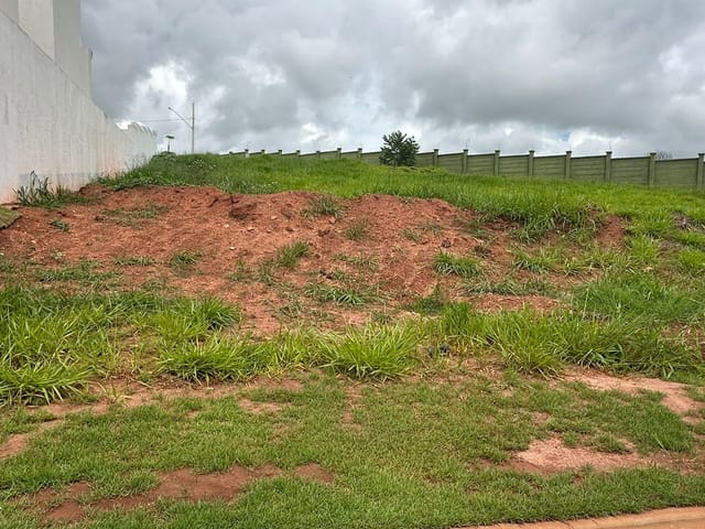Foto do Terreno - Terras Alpha, Granja Marileusa, Uberlândia, MG | Moradas Select Boutique de Imóveis